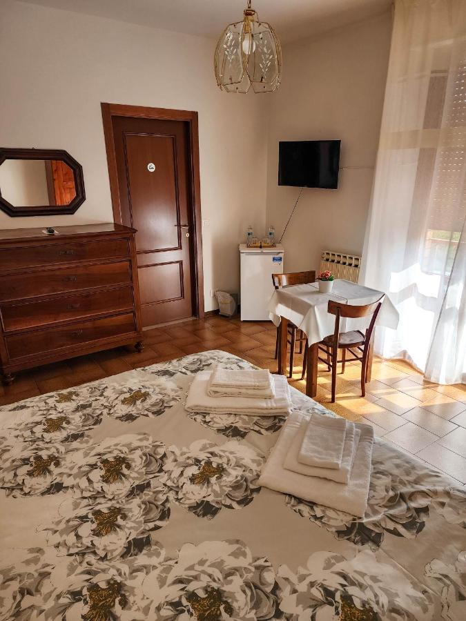 Gold B&B Ravarino Extérieur photo